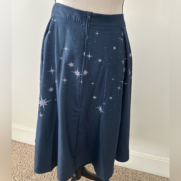 Pinup Couture Laura Byrnes NWT Navy Witch Broom Celestial Swing Circle Skirt XL - Picture 4 of 10